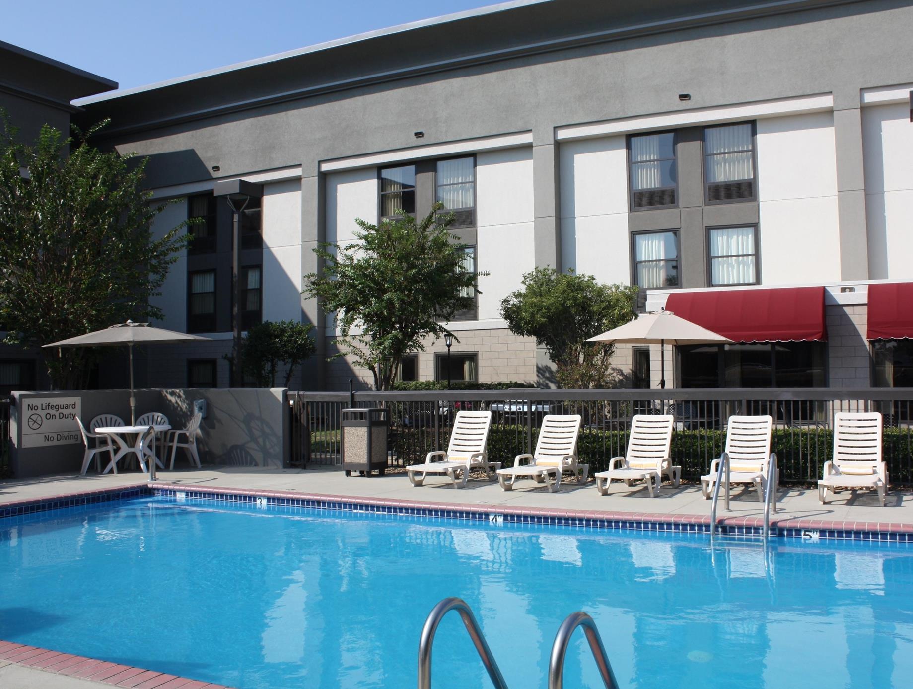Hampton Inn Растон Экстерьер фото
