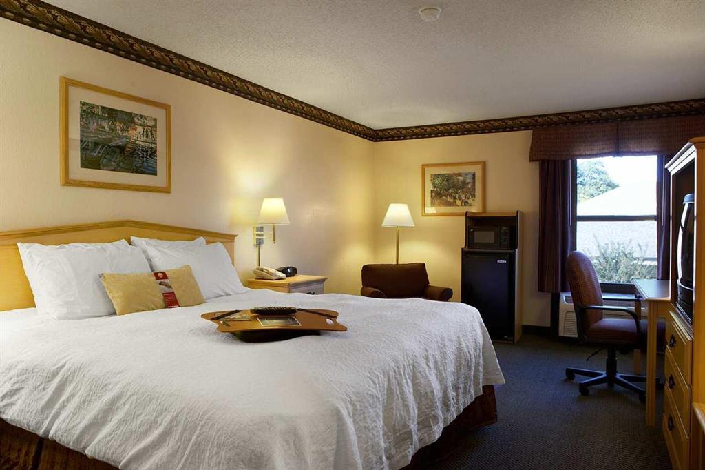 Hampton Inn Растон Номер фото